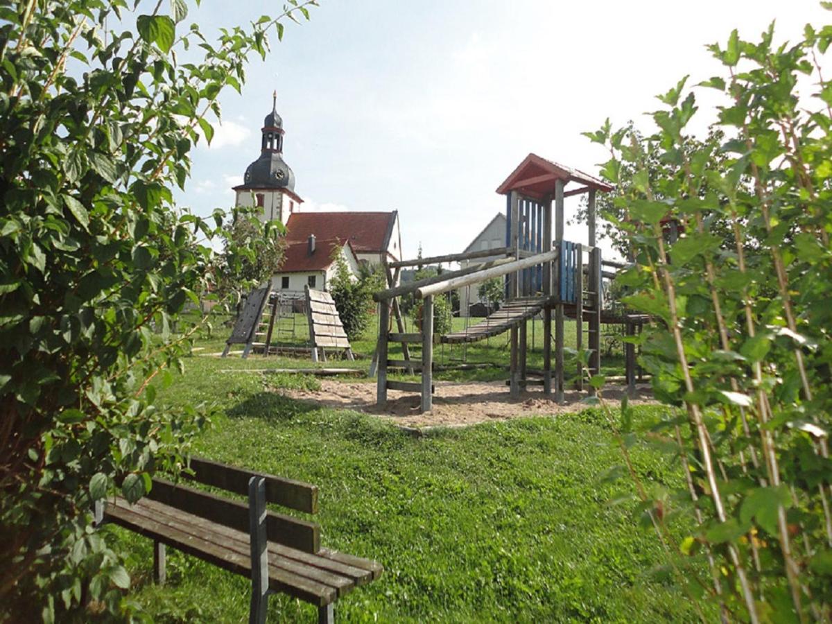 Monteurwohnungen Goeb - Nicht Fuer Urlaubsgaeste Geisa Exterior foto